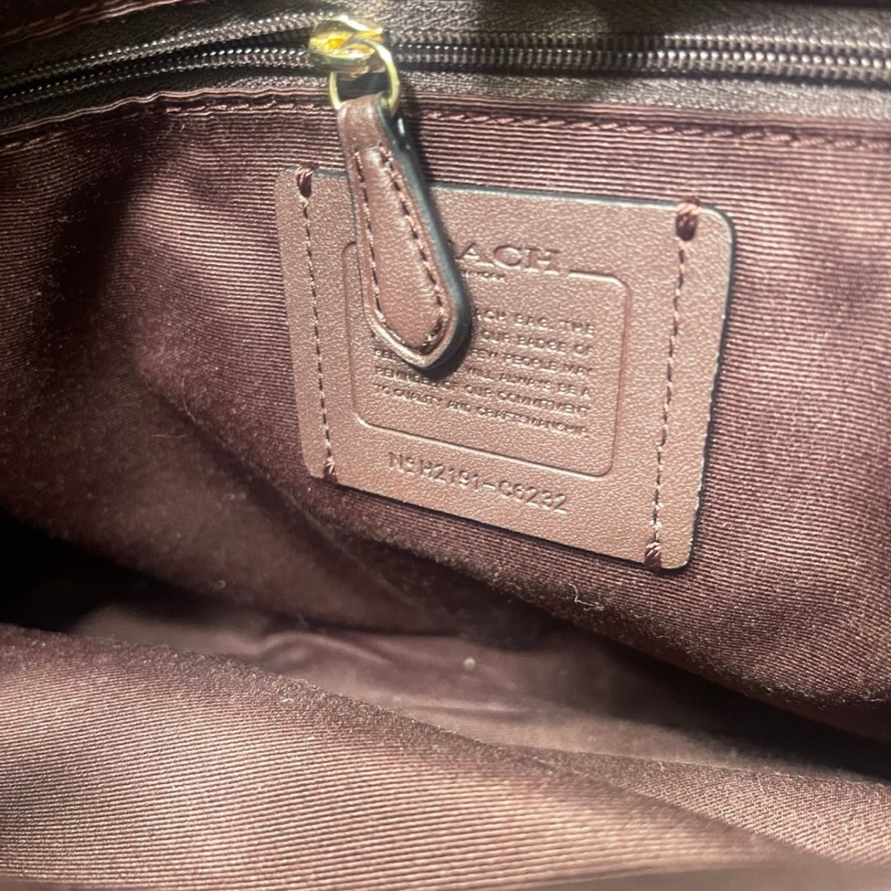 Coach Black and Brown Signature Shoulder Bag - Picture 11 of 16